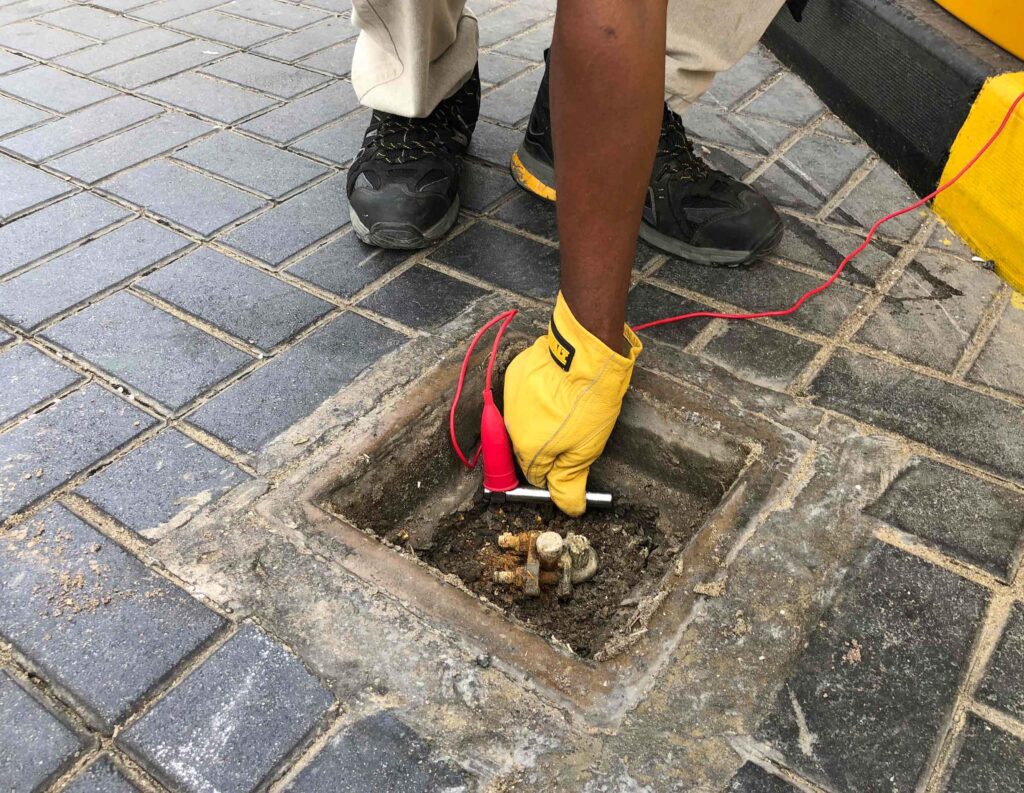 DCX Power Quality Team performing Earthing Test